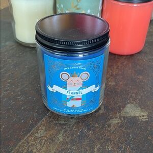 Bath & Body Works Flannel Candle- Single Wick